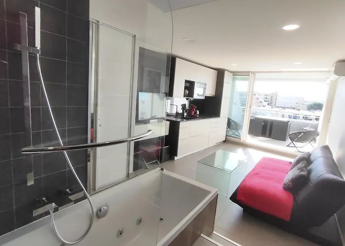 315, Port Ambonne, Village Naturiste Cap D'agde