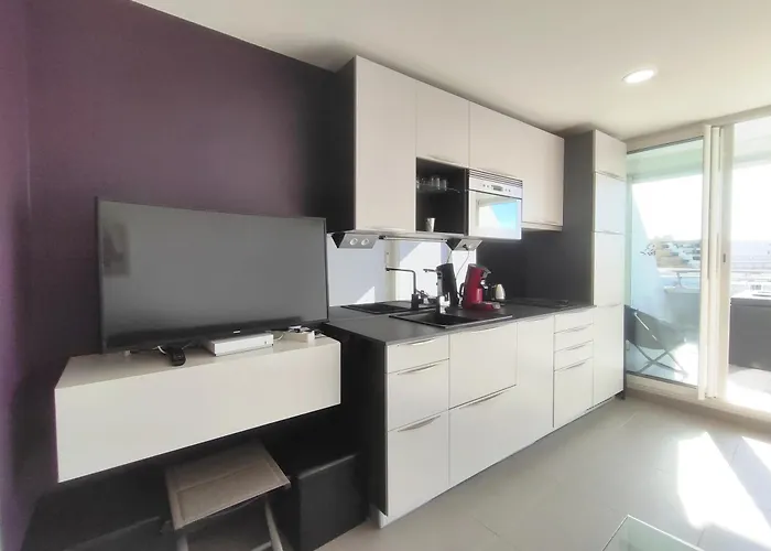 315, Port Ambonne, Village Naturiste Cap D'agde *