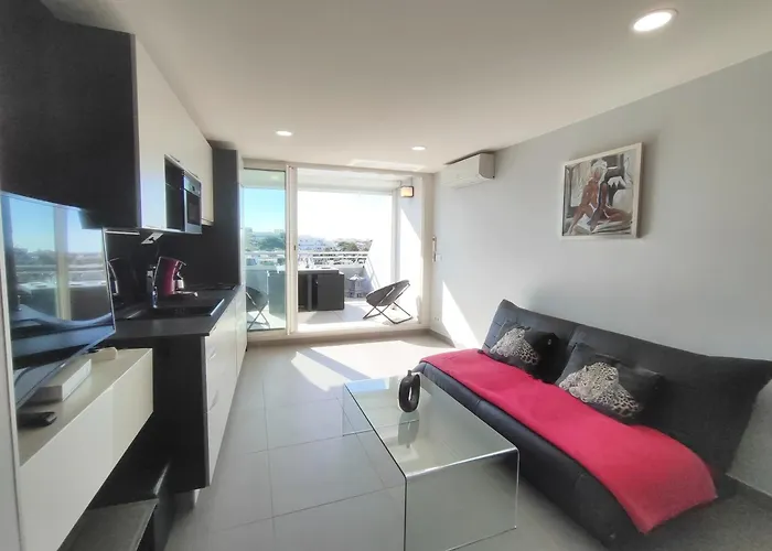 315, Port Ambonne, Village Naturiste Cap D'agde Appartement